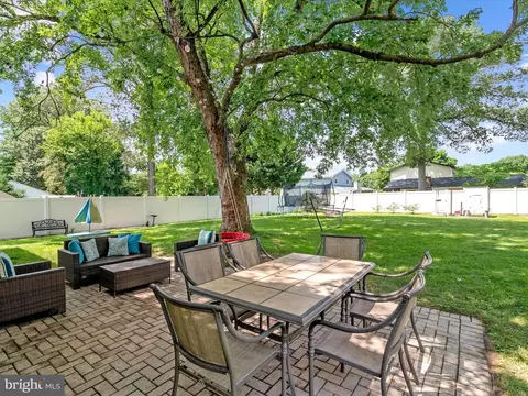 507 Villa Carol Dr, Glen Burnie, MD 21060