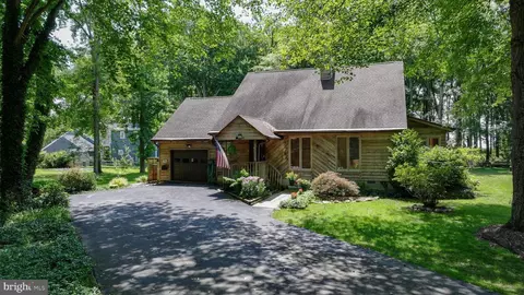 5609 Bay Breeze Ct, Churchton, MD 20733