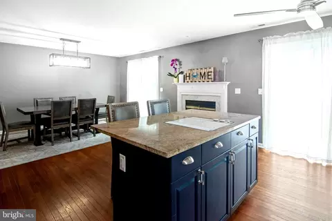 Kitchen - 225 Cadle Ave, Edgewater, MD 21037 photo 4 of 4