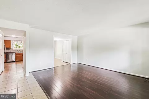Living - 1029 Commanders Way N, Annapolis, MD 21409 photo 3 of 4