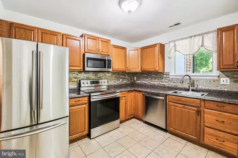 Kitchen - 1029 Commanders Way N, Annapolis, MD 21409 photo 1 of 3