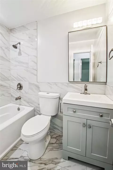 Bath - 1029 Commanders Way N, Annapolis, MD 21409 photo 2 of 3