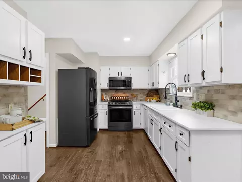 20 Windwhisper Ln, Annapolis, MD 21403 photo 11