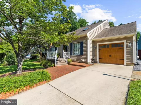 20 Windwhisper Ln, Annapolis, MD 21403 photo 2