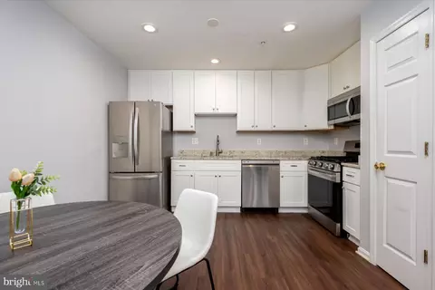 Kitchen - 50 Amberstone Ct #E, Annapolis, MD 21403 photo 1 of 3