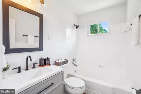 Bath - 529 Rita Dr, Odenton, MD 21113 photo 1 of 1