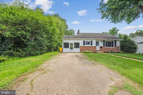 Exterior - 529 Rita Dr, Odenton, MD 21113 photo 3 of 19