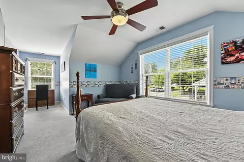 Bedroom - 855 Clamshell Ct, Edgewater, MD 21037 photo 1 of 6