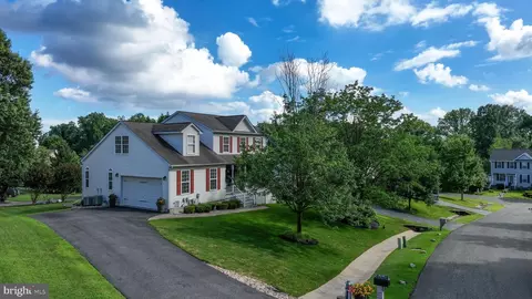 855 Clamshell Ct, Edgewater, MD 21037