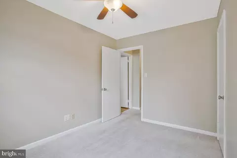 Bedroom - 103 Holly Rd, Edgewater, MD 21037 photo 3 of 4