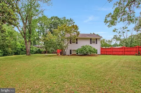 Exterior - 103 Holly Rd, Edgewater, MD 21037 photo 8 of 9