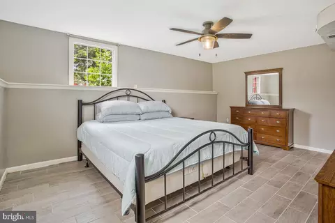 Bedroom - 103 Holly Rd, Edgewater, MD 21037 photo 1 of 4