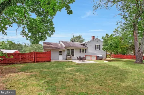 Exterior - 103 Holly Rd, Edgewater, MD 21037 photo 5 of 9