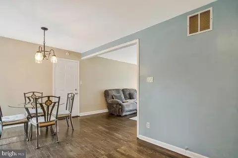 Entry Way - 103 Holly Rd, Edgewater, MD 21037 photo 1 of 1