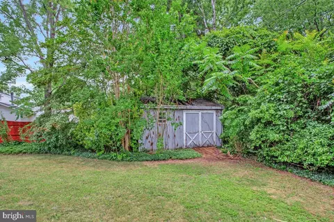 Exterior - 103 Holly Rd, Edgewater, MD 21037 photo 6 of 9
