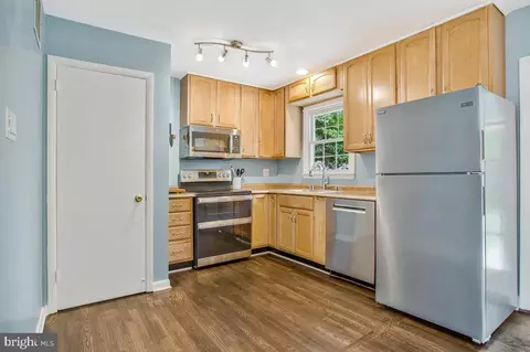 Kitchen - 103 Holly Rd, Edgewater, MD 21037 photo 1 of 3