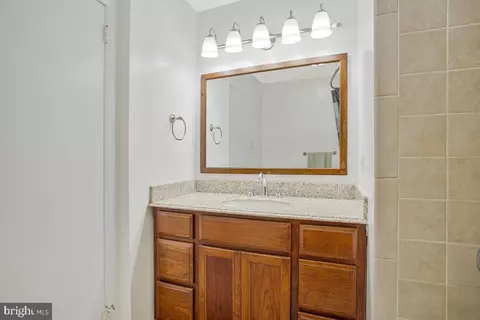 Bath - 103 Holly Rd, Edgewater, MD 21037 photo 1 of 3