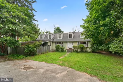 Exterior - 1800 Chesapeake Pl, Pasadena, MD 21122 photo 9 of 9