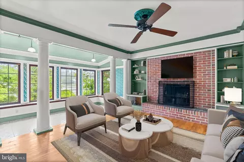 Living - 1800 Chesapeake Pl, Pasadena, MD 21122 photo 10 of 11