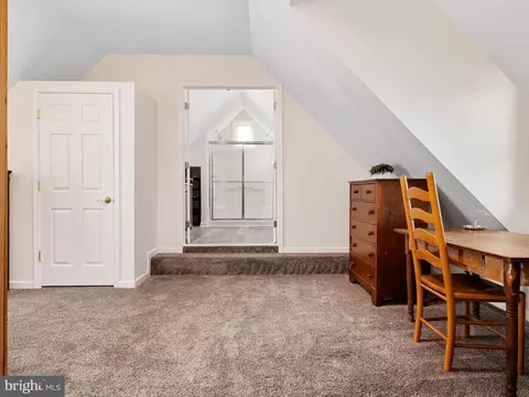 Entry Way - 8426 Park Rd, Pasadena, MD 21122 photo 5 of 5