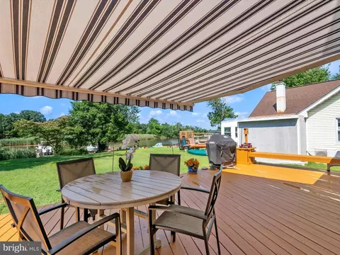 Exterior - 8426 Park Rd, Pasadena, MD 21122 photo 2 of 14