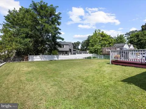 Exterior - 1083 Vena Ln, Pasadena, MD 21122 photo 2 of 4