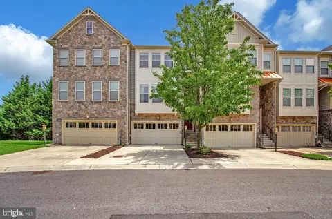 829 Freeland Ct, Gambrills, MD 21054