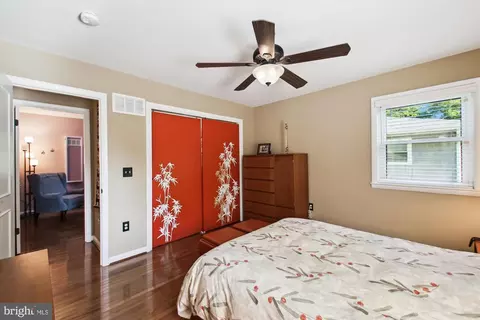 Bedroom - 1195 Highview Dr, Annapolis, MD 21409 photo 2 of 9