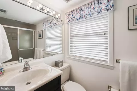 Bath - 1195 Highview Dr, Annapolis, MD 21409 photo 7 of 7