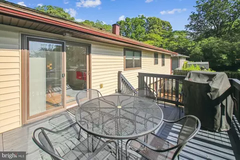 Exterior - 1195 Highview Dr, Annapolis, MD 21409 photo 4 of 21