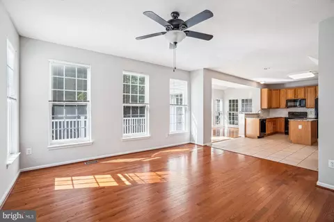 7719 Rotherham Dr, Hanover, MD 21076 photo 24
