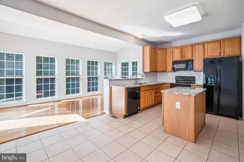 7719 Rotherham Dr, Hanover, MD 21076 photo 31