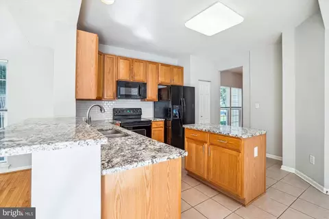 7719 Rotherham Dr, Hanover, MD 21076 photo 30