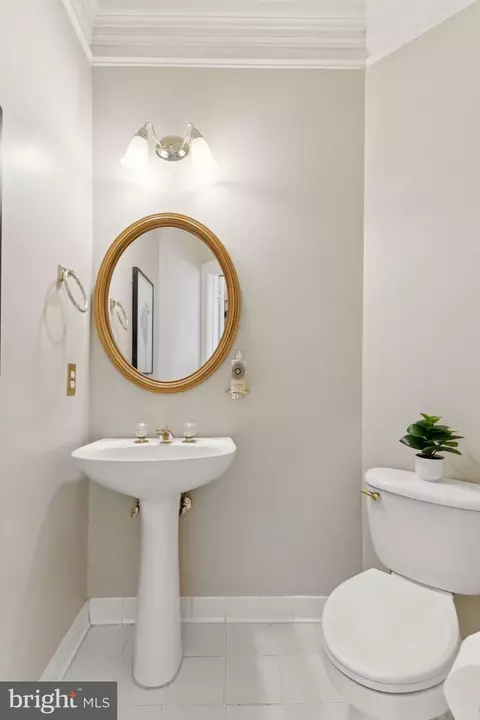 905 Plattner Ct, Annapolis, MD 21401 photo 9