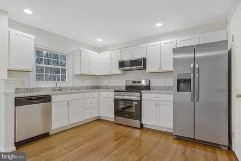 2144 Commissary Cir, Odenton, MD 21113