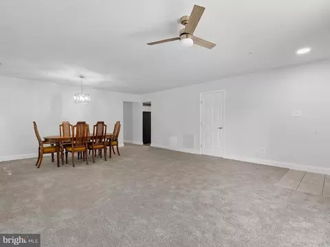 Living - 2600 Compass Dr, Annapolis, MD 21401 photo 2 of 5