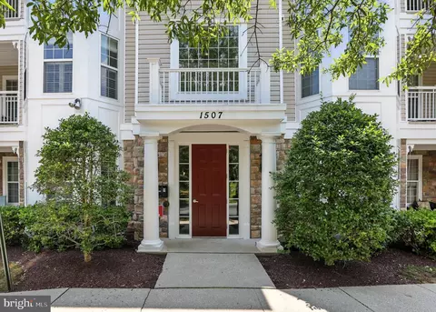 1507 Broadneck Pl #404, Annapolis, MD 21409