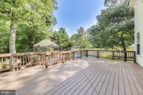 Exterior - 1002 Belgarden Ln, Pasadena, MD 21122 photo 11 of 17