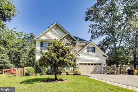 Exterior - 1002 Belgarden Ln, Pasadena, MD 21122 photo 9 of 17