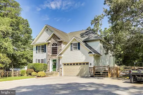 Exterior - 1002 Belgarden Ln, Pasadena, MD 21122 photo 10 of 17