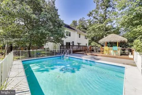Exterior - 1002 Belgarden Ln, Pasadena, MD 21122 photo 2 of 17