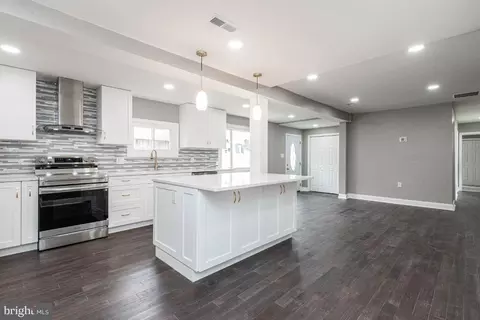 Other - 776 203rd St, Pasadena, MD 21122 photo 4 of 11