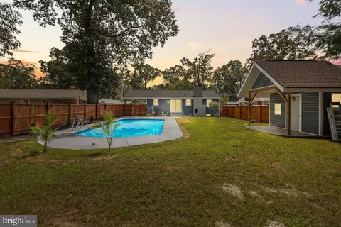 523 Sunset Knoll Rd, Pasadena, MD 21122 photo 55
