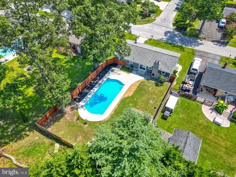 523 Sunset Knoll Rd, Pasadena, MD 21122 photo 38