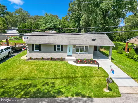 523 Sunset Knoll Rd, Pasadena, MD 21122 photo 6