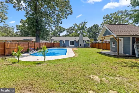 523 Sunset Knoll Rd, Pasadena, MD 21122 photo 56