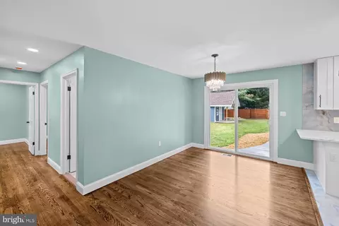 523 Sunset Knoll Rd, Pasadena, MD 21122 photo 7