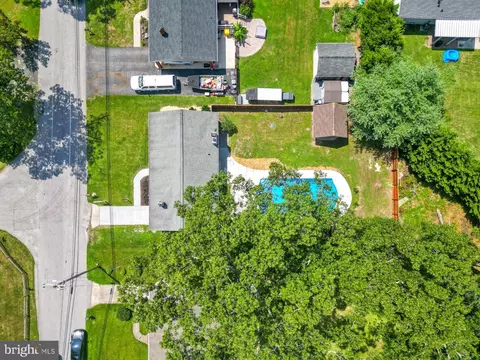 523 Sunset Knoll Rd, Pasadena, MD 21122 photo 34
