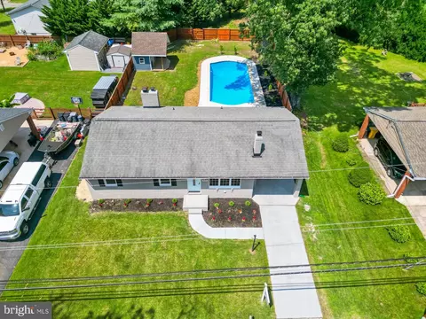 523 Sunset Knoll Rd, Pasadena, MD 21122 photo 32