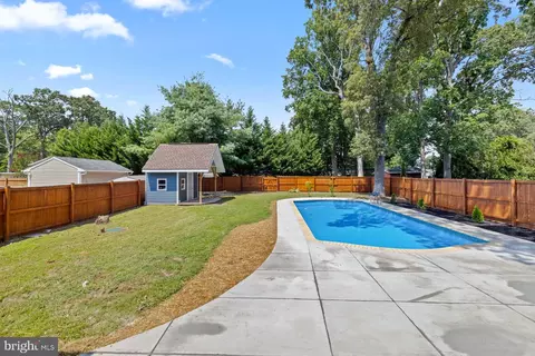 523 Sunset Knoll Rd, Pasadena, MD 21122 photo 52